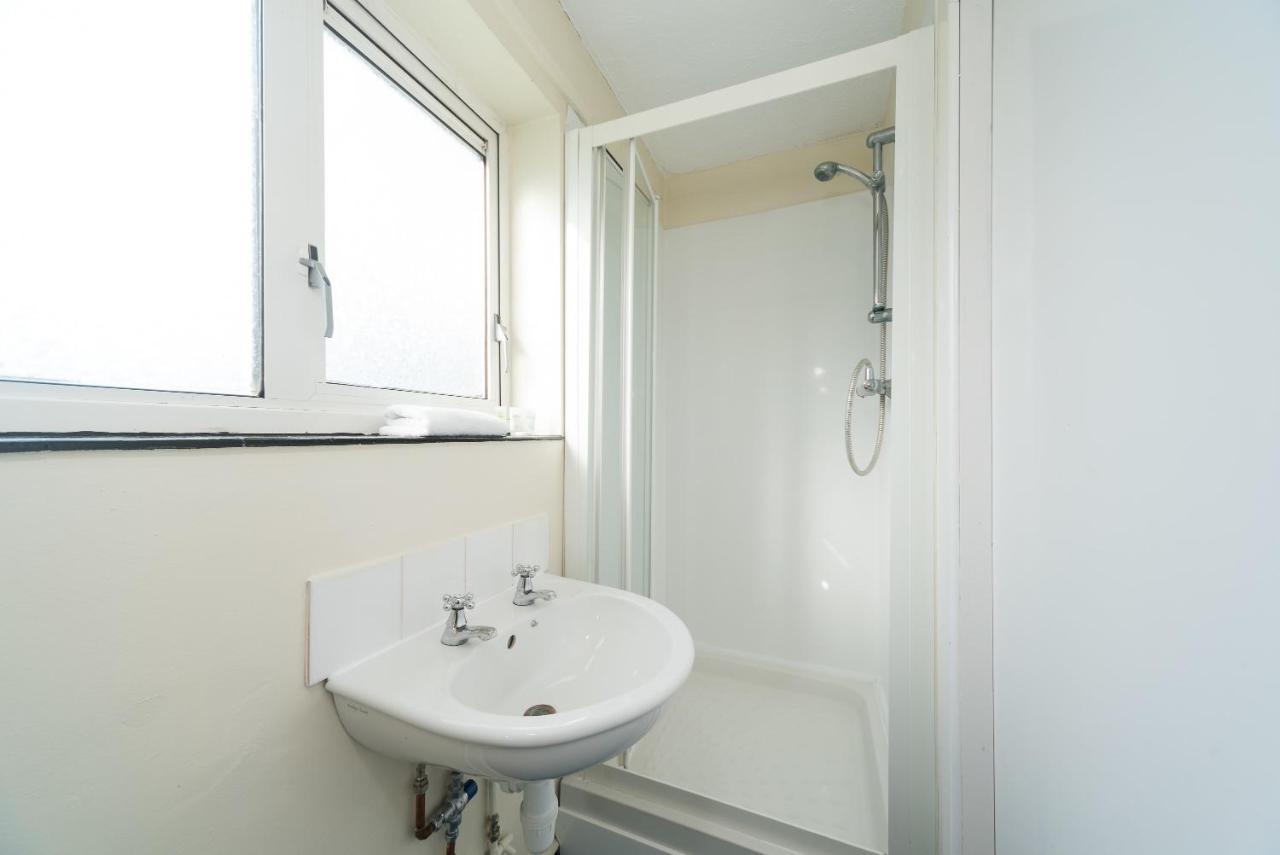 Ensuite Room In Nice Part Of Hull - Quick Central Kingston upon Hull Exterior foto